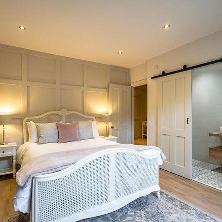 ヨークThe Retreat At Dukes Townhouseアパートメント エクステリア 写真